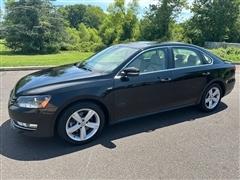2015 Volkswagen Passat 