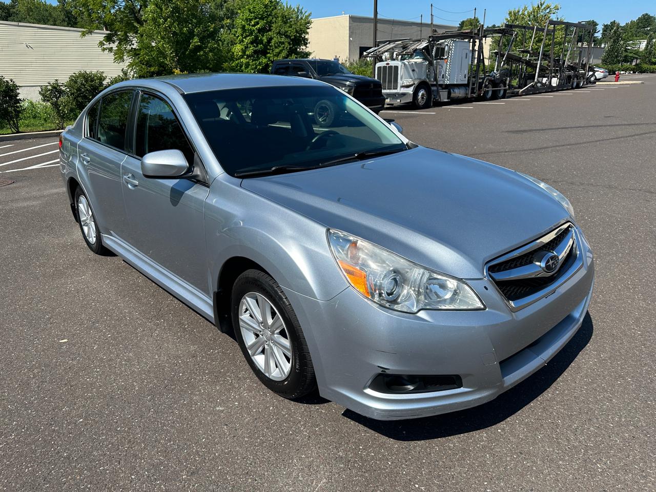 Subaru Legacy 4dr Sdn H4 Auto 2.5i Premium 2012