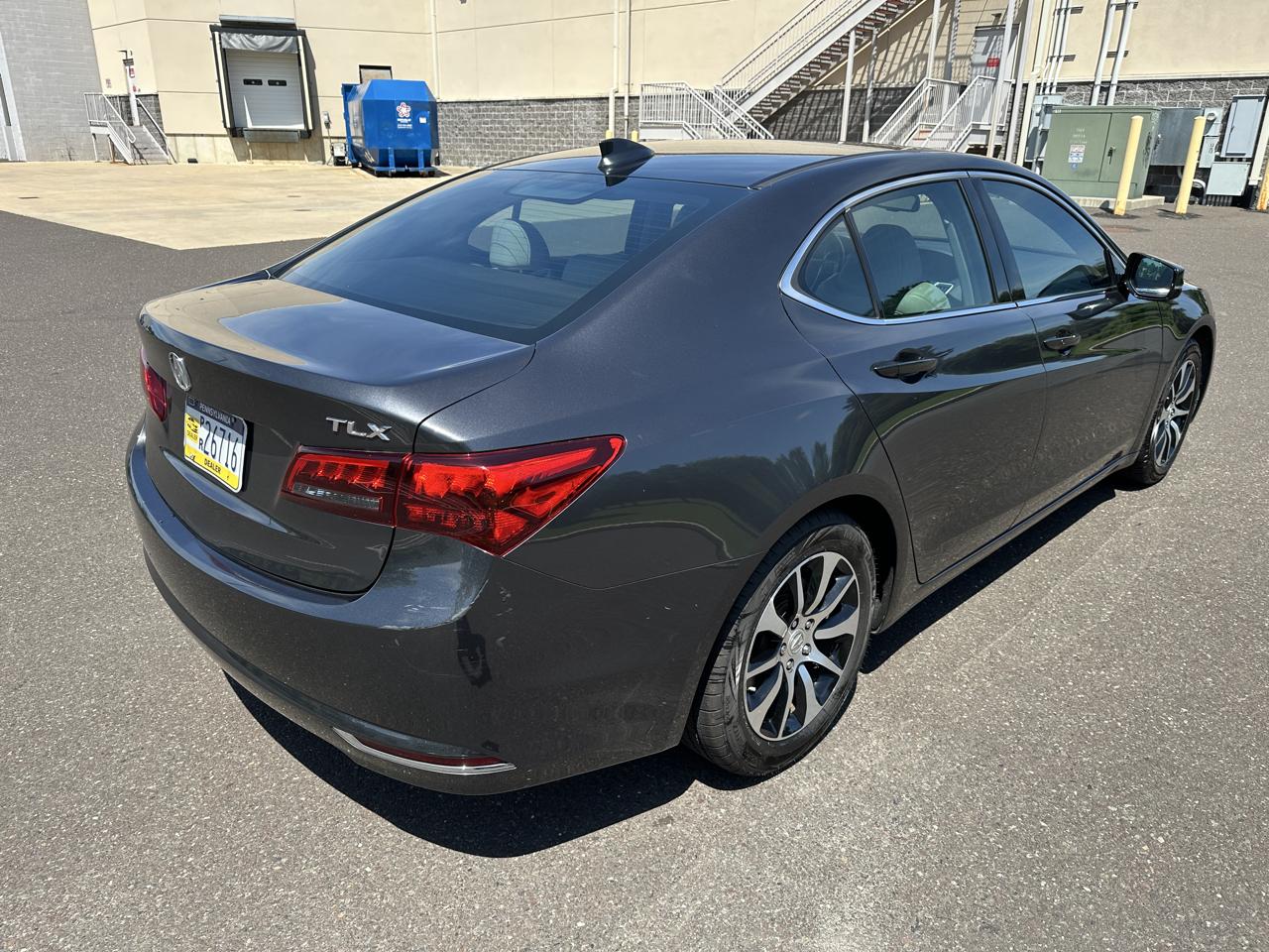 Acura TLX 4dr Sdn FWD 2016