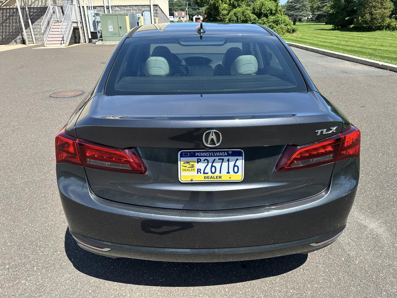 Acura TLX 4dr Sdn FWD 2016