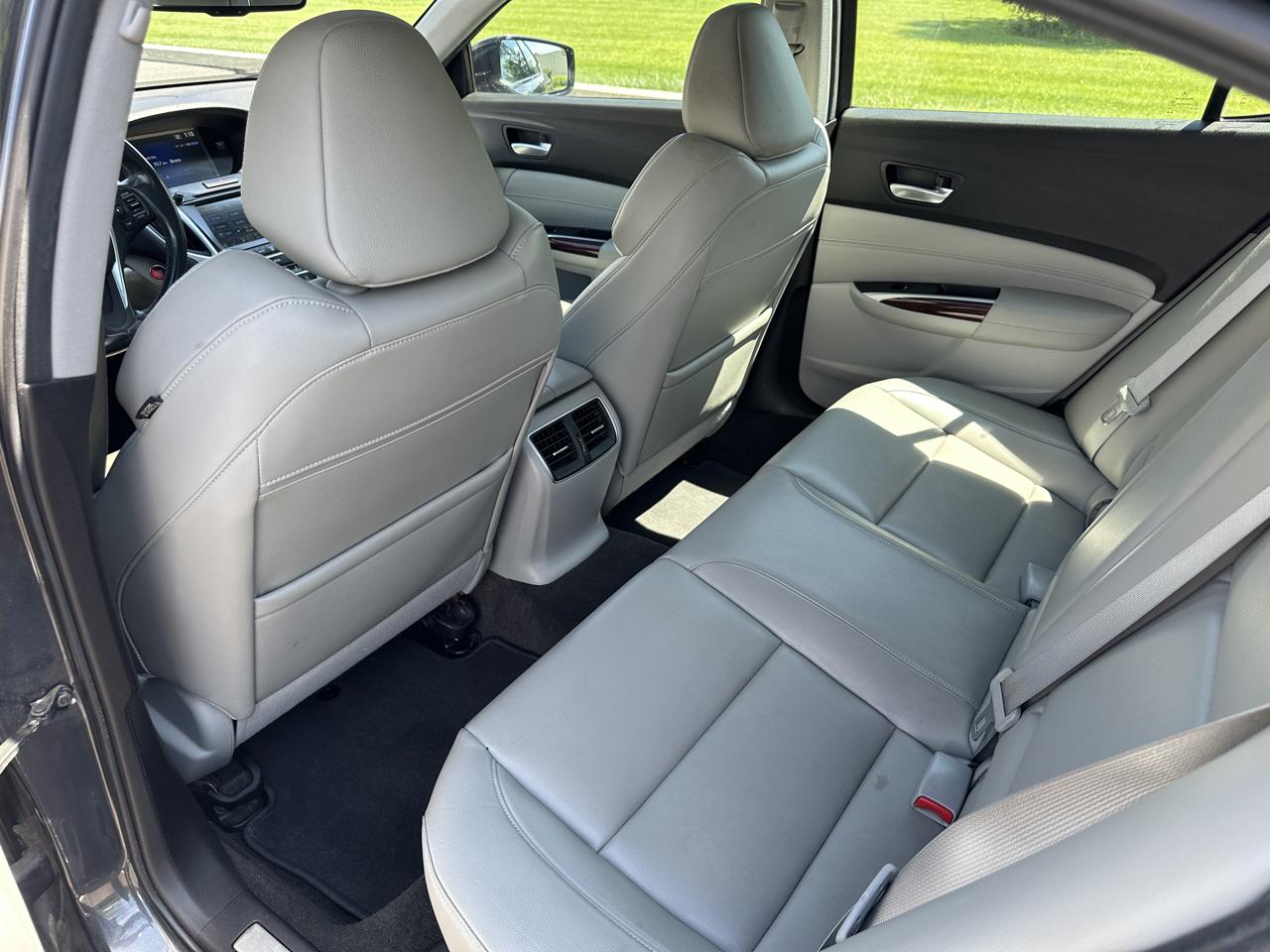 Acura TLX 4dr Sdn FWD 2016
