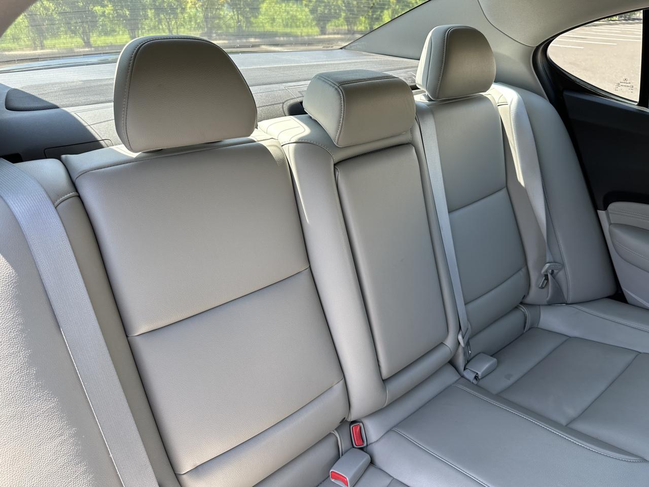 Acura TLX 4dr Sdn FWD 2016