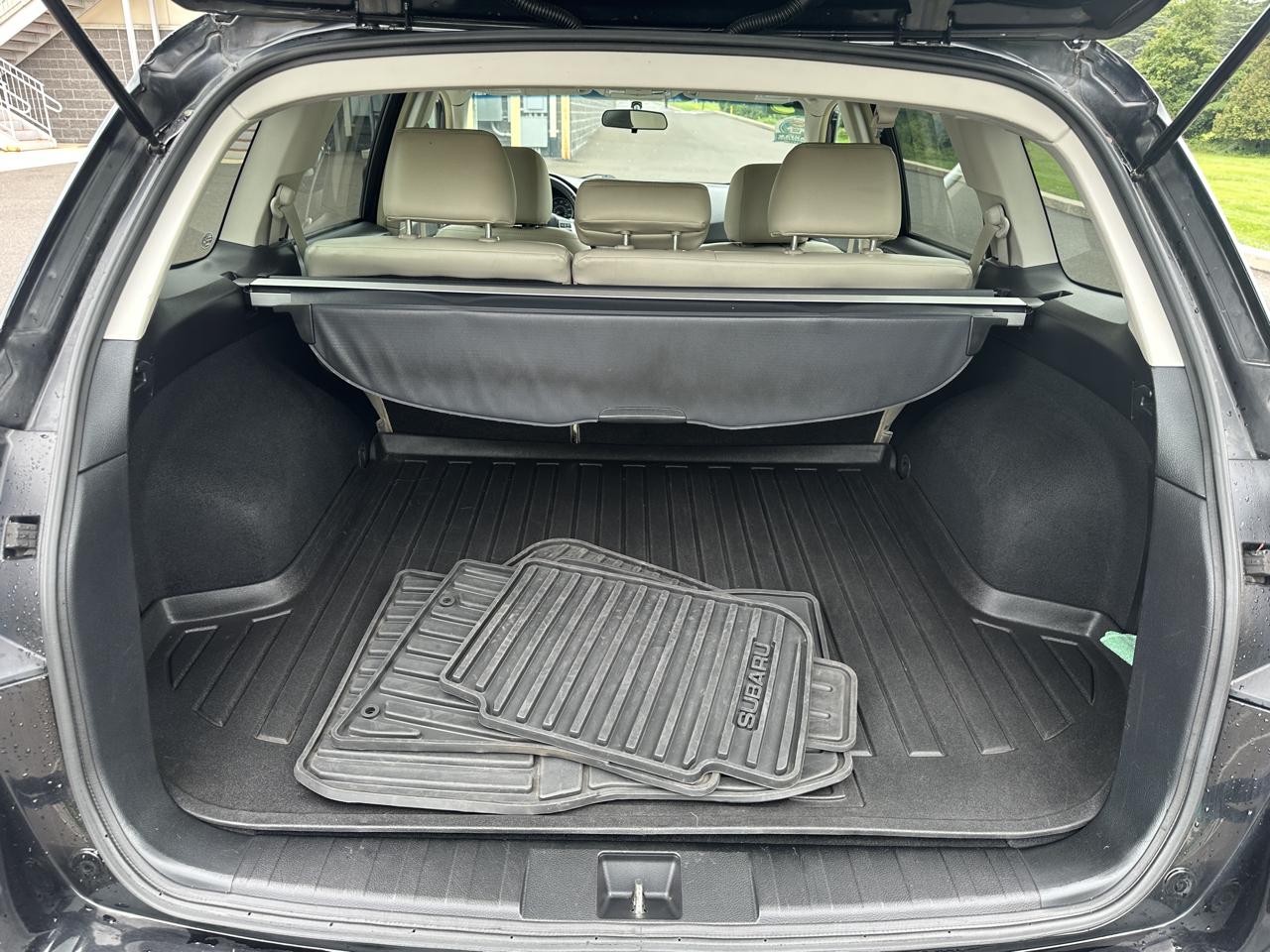 Subaru Outback 4dr Wgn H4 Auto 2.5i Premium 2013