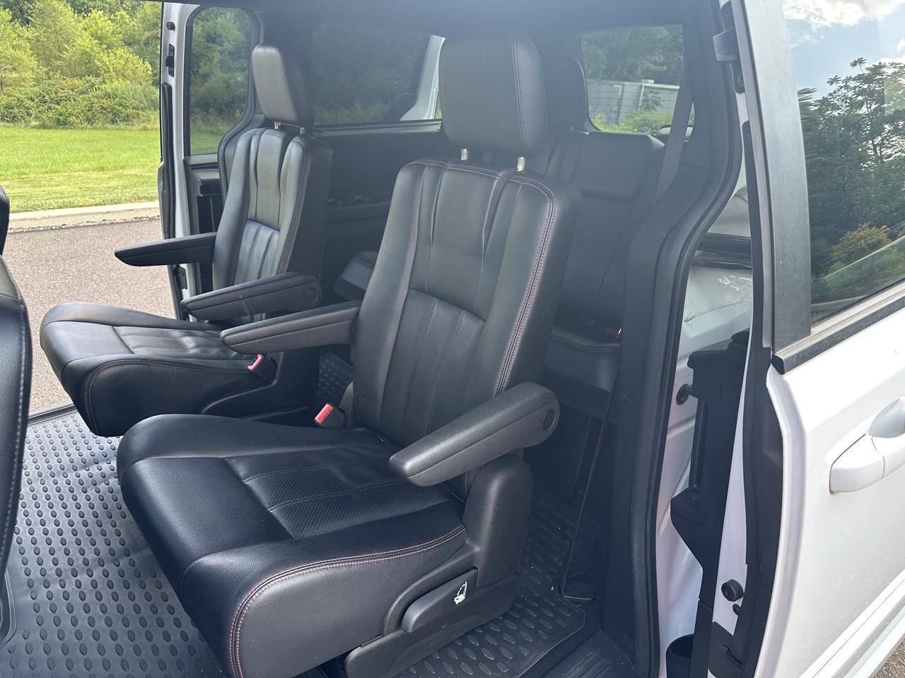 Dodge Grand Caravan 4dr Wgn R/T 2016