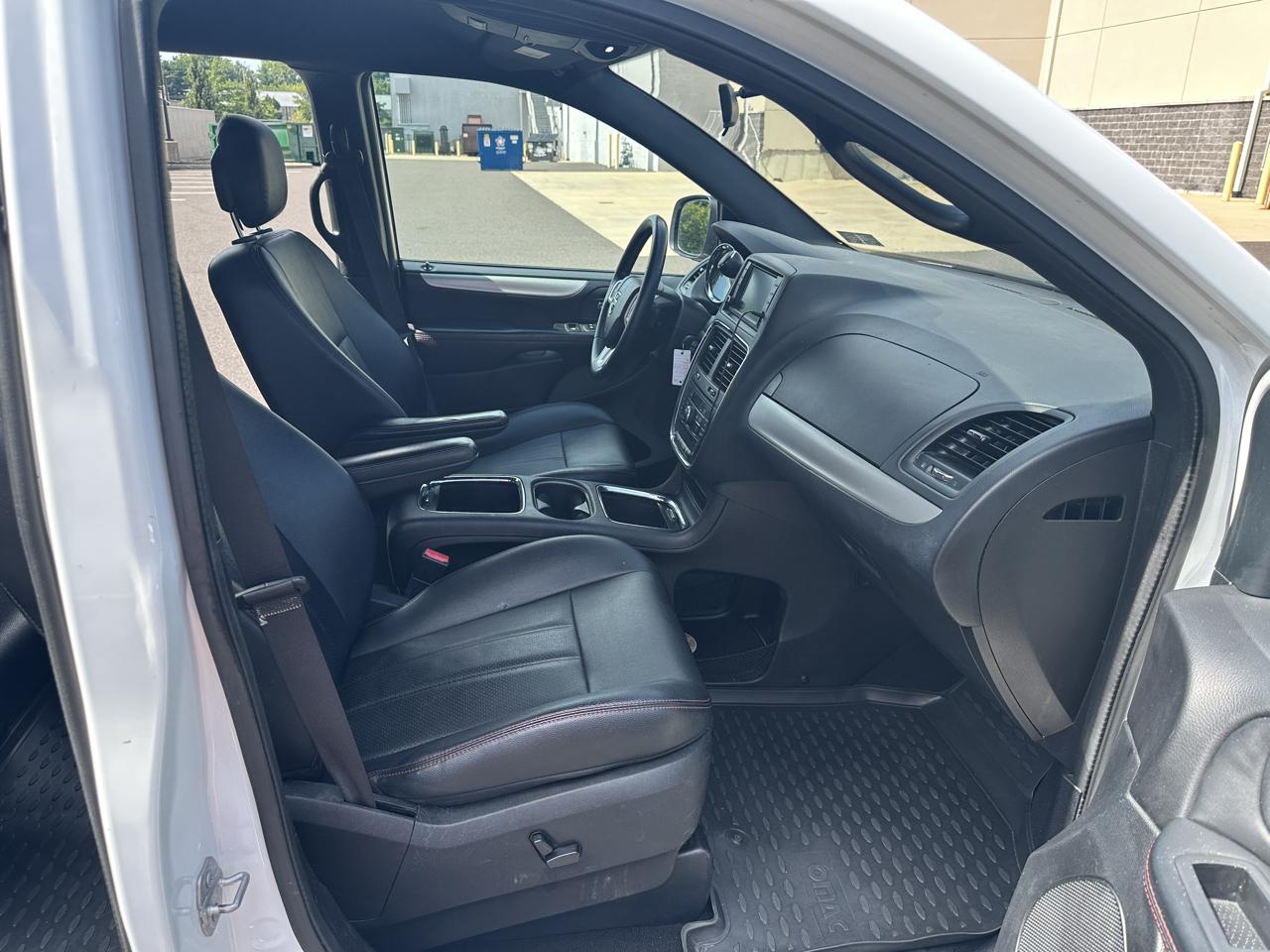 Dodge Grand Caravan 4dr Wgn R/T 2016