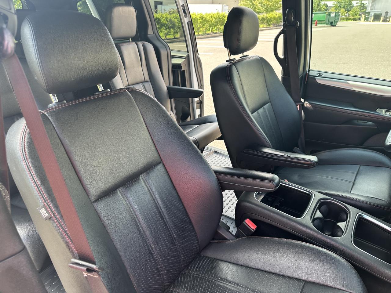 Dodge Grand Caravan 4dr Wgn R/T 2016