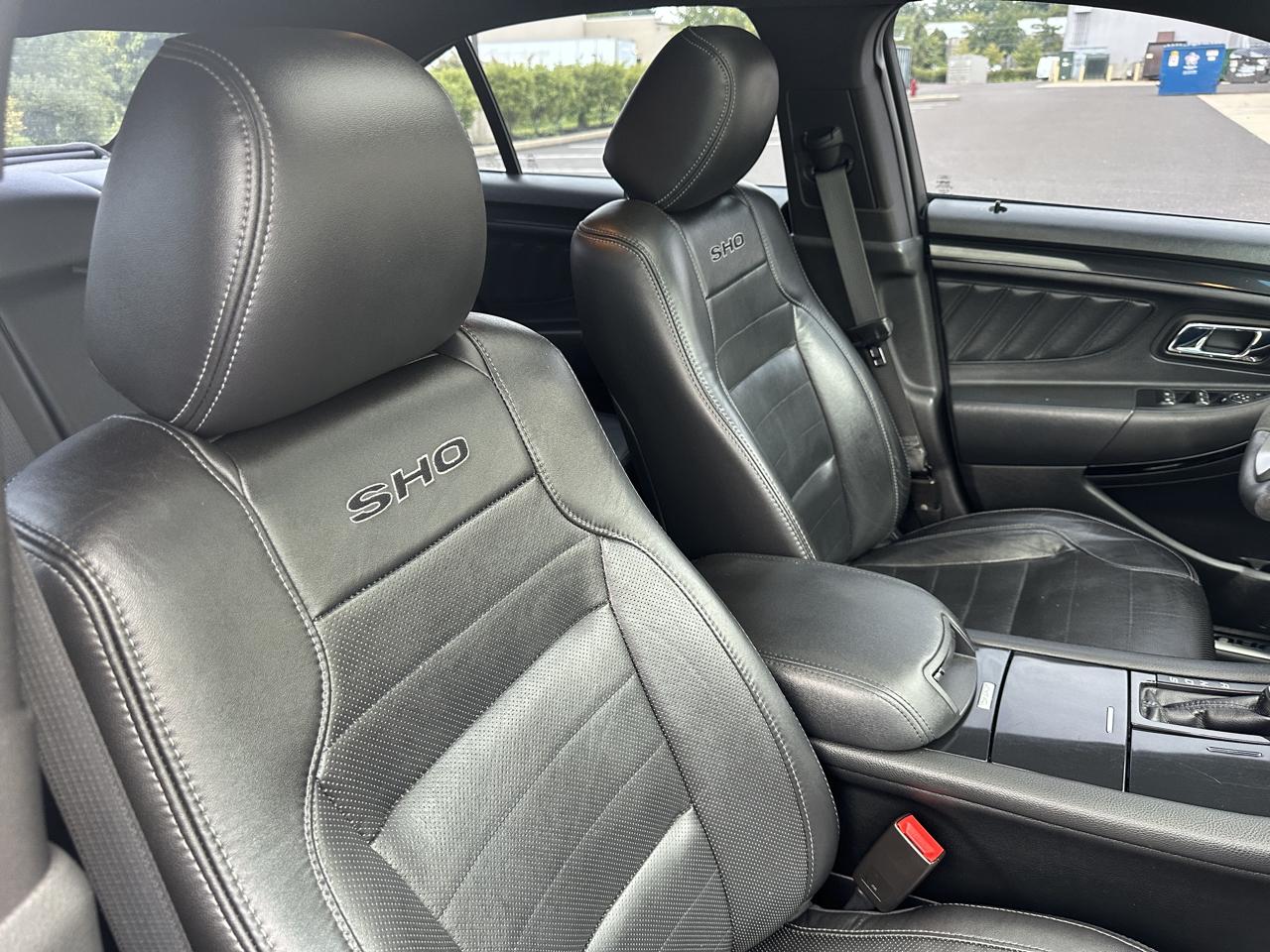 Ford Taurus SHO AWD 2018