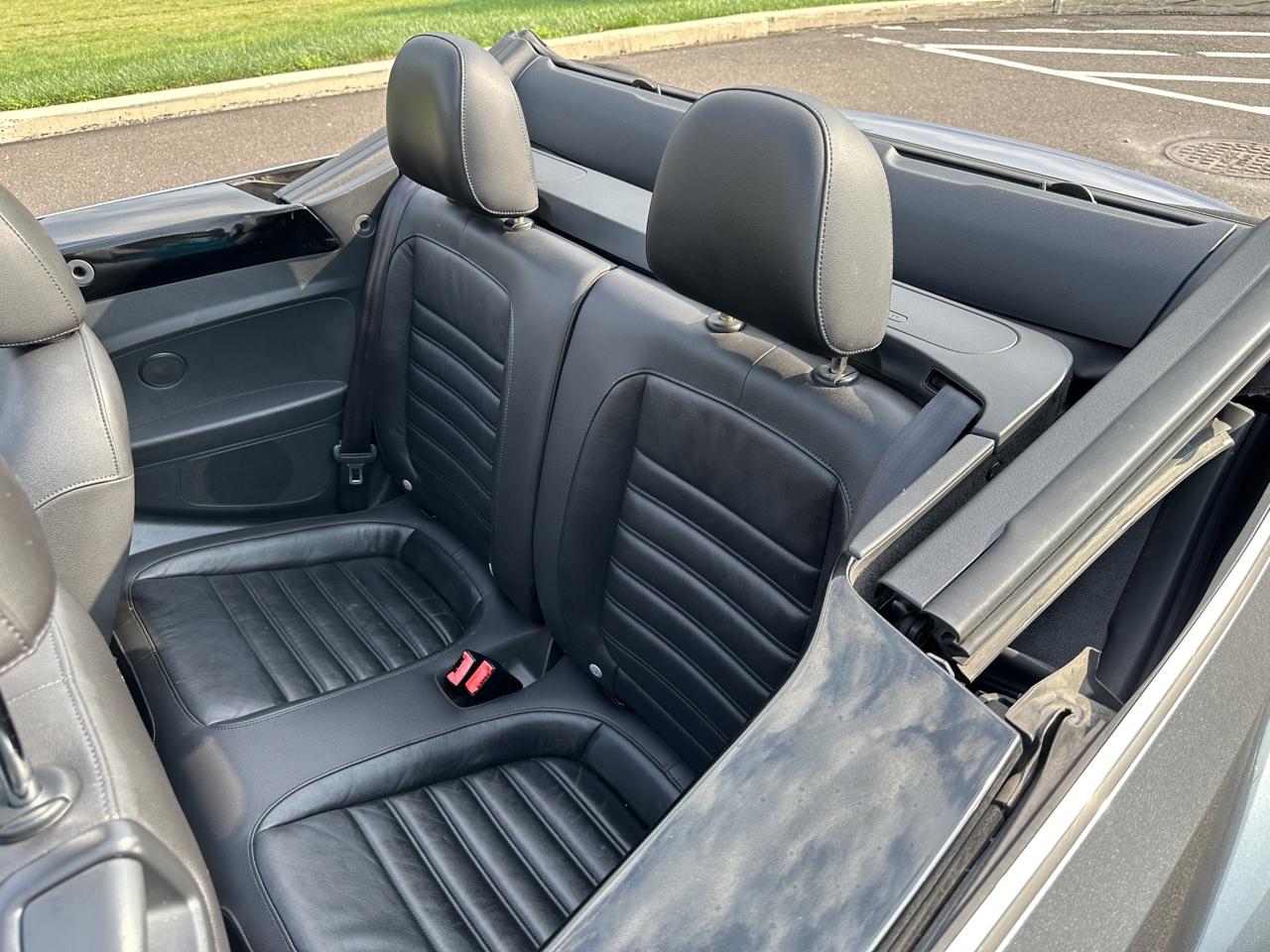 Volkswagen Beetle Convertible 2dr DSG 2.0T PZEV 2013