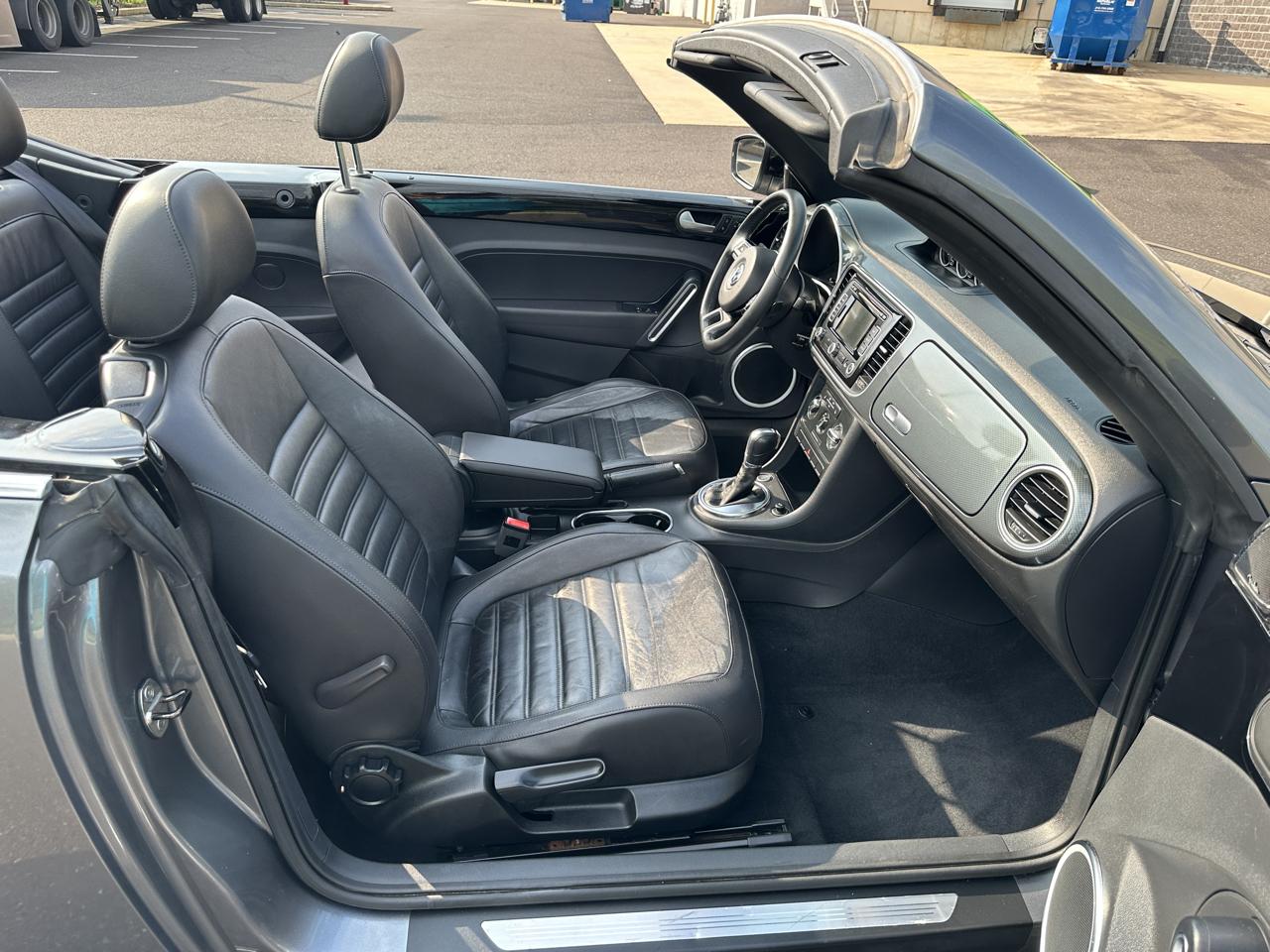 Volkswagen Beetle Convertible 2dr DSG 2.0T PZEV 2013