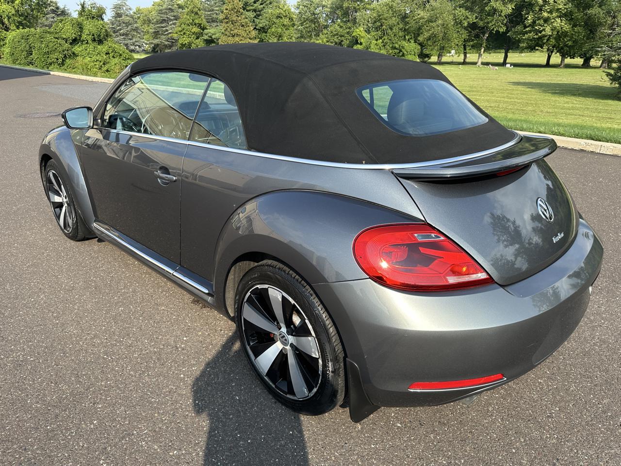 Volkswagen Beetle Convertible 2dr DSG 2.0T PZEV 2013