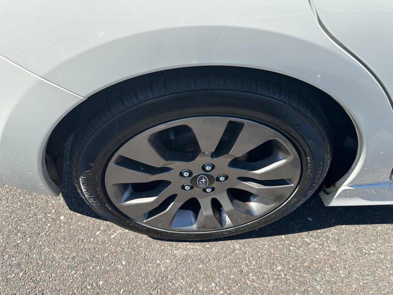 Subaru Impreza Wagon 5dr CVT 2.0i Sport Premium 2015