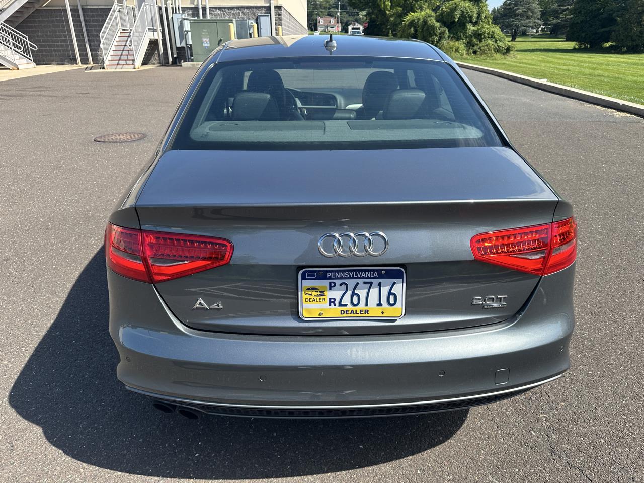 Audi A4 4dr Sdn Man quattro 2.0T Premium Plus 2015