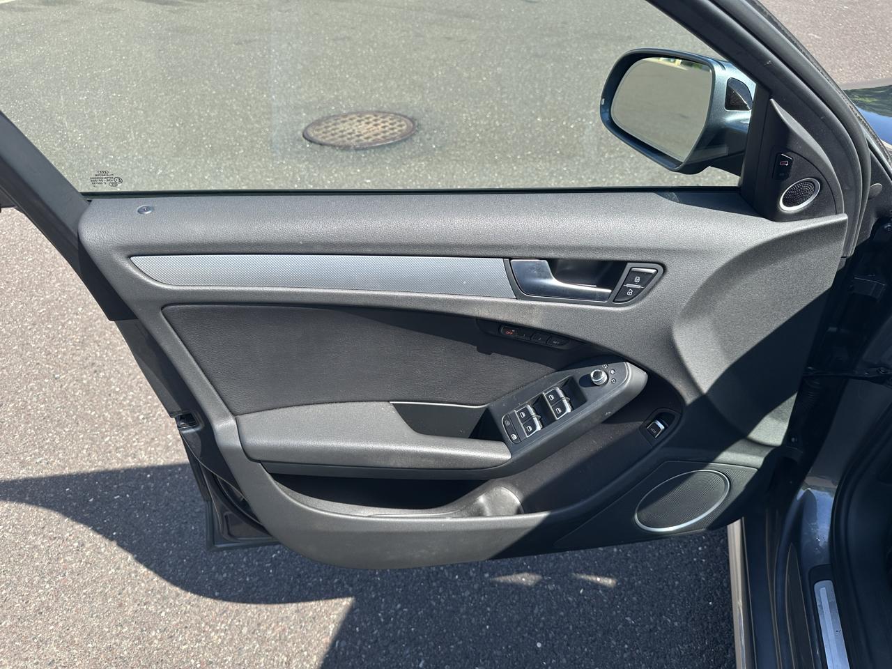 Audi A4 4dr Sdn Man quattro 2.0T Premium Plus 2015