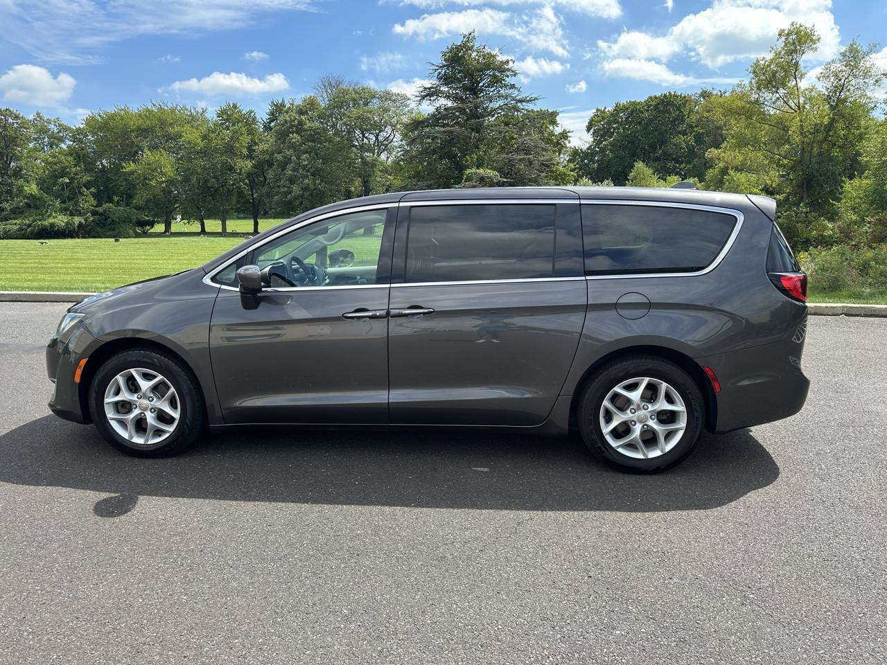 Chrysler Pacifica Touring Plus 2018