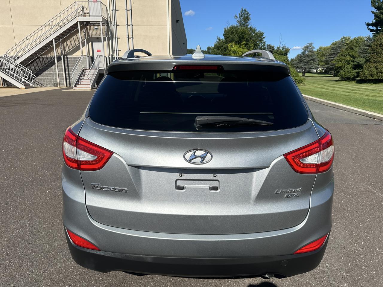 Hyundai Tucson AWD 4dr Limited PZEV 2015