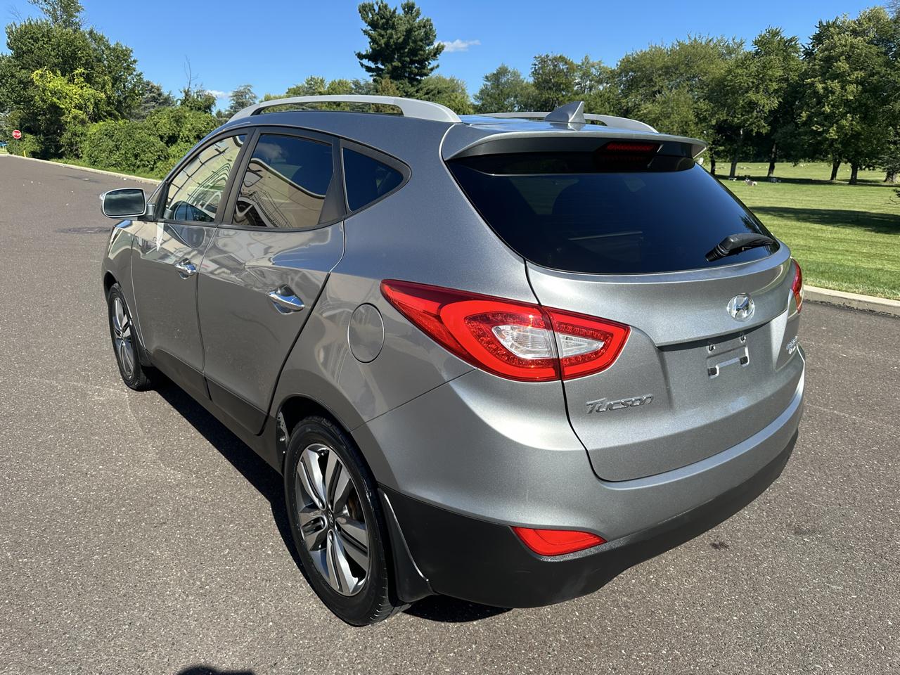 Hyundai Tucson AWD 4dr Limited PZEV 2015