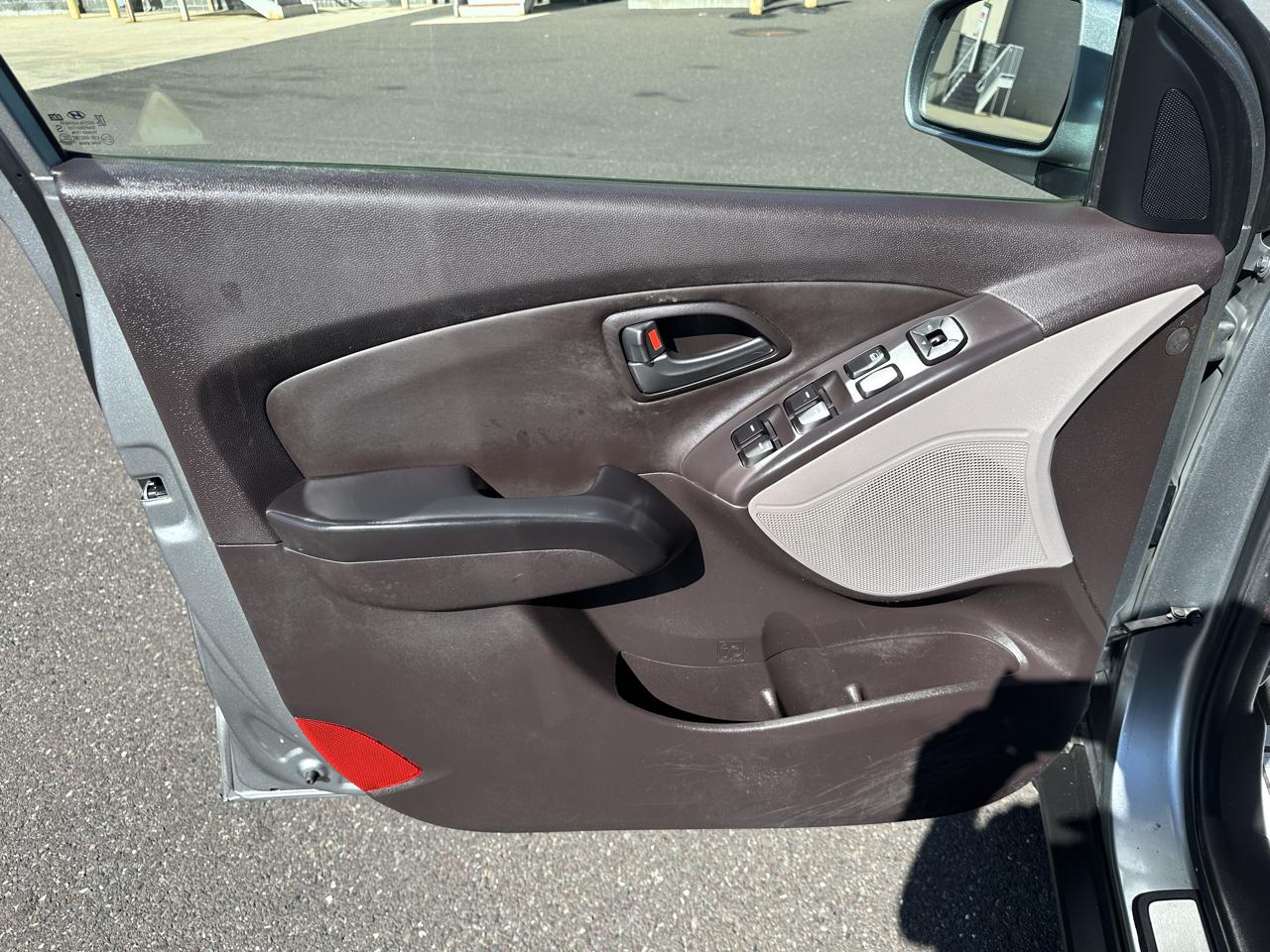 Hyundai Tucson AWD 4dr Limited PZEV 2015