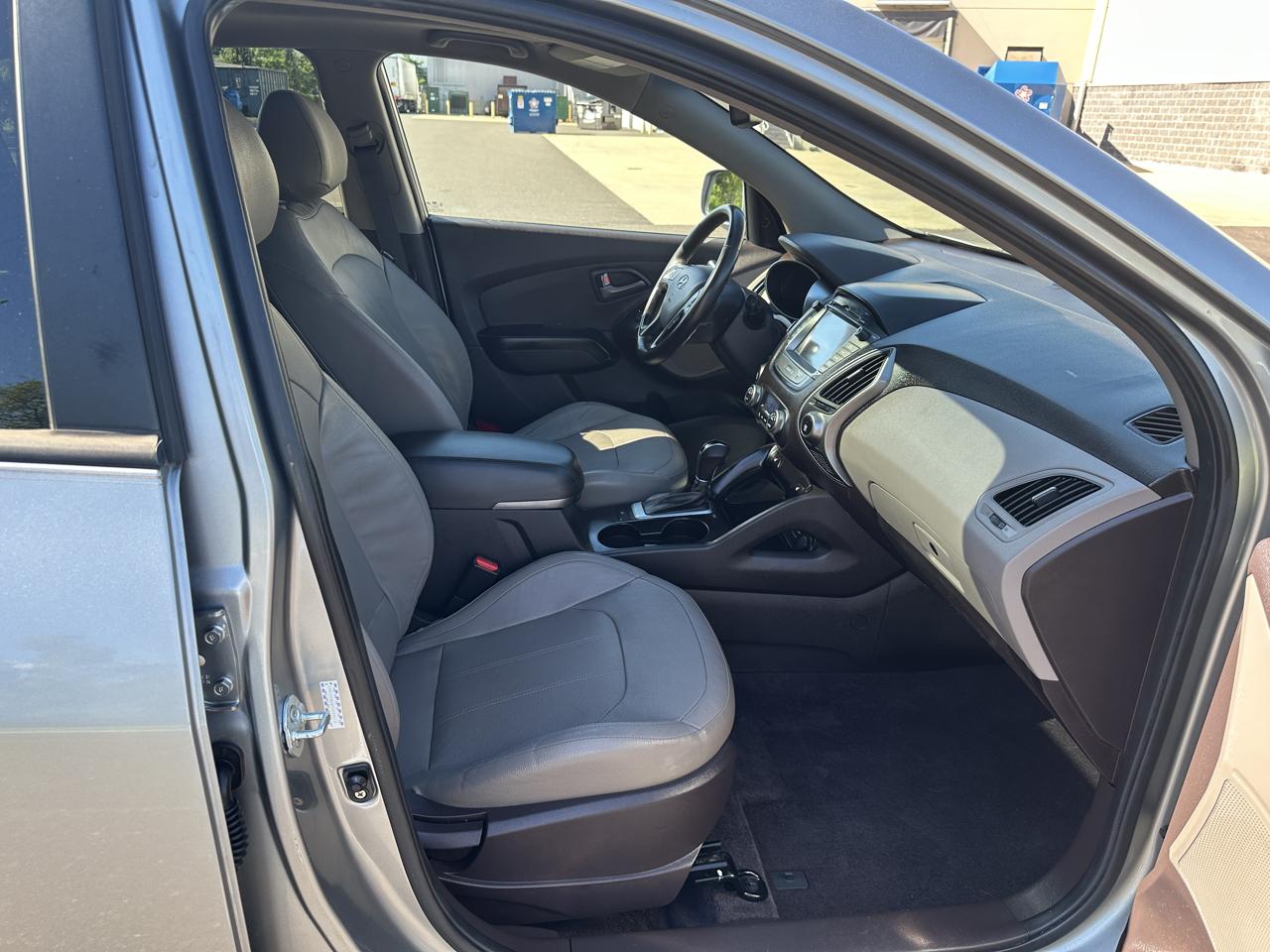 Hyundai Tucson AWD 4dr Limited PZEV 2015
