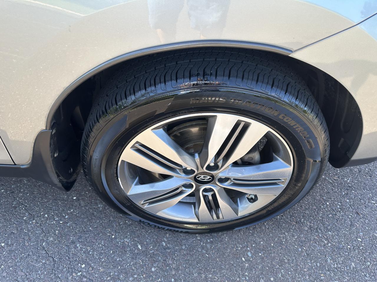 Hyundai Tucson AWD 4dr Limited PZEV 2015