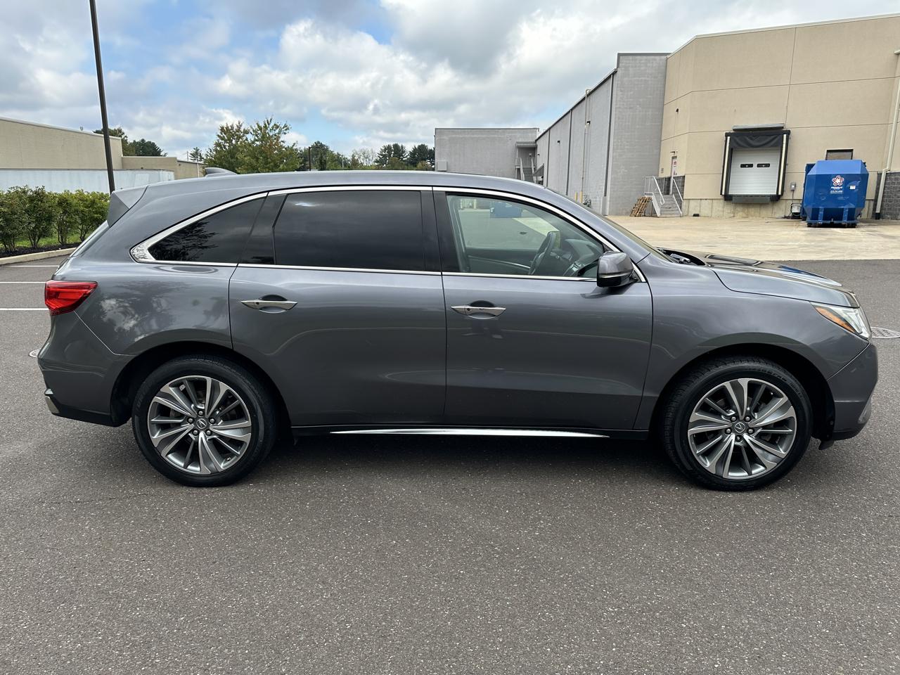 Acura MDX SH-AWD w/Technology Pkg 2017