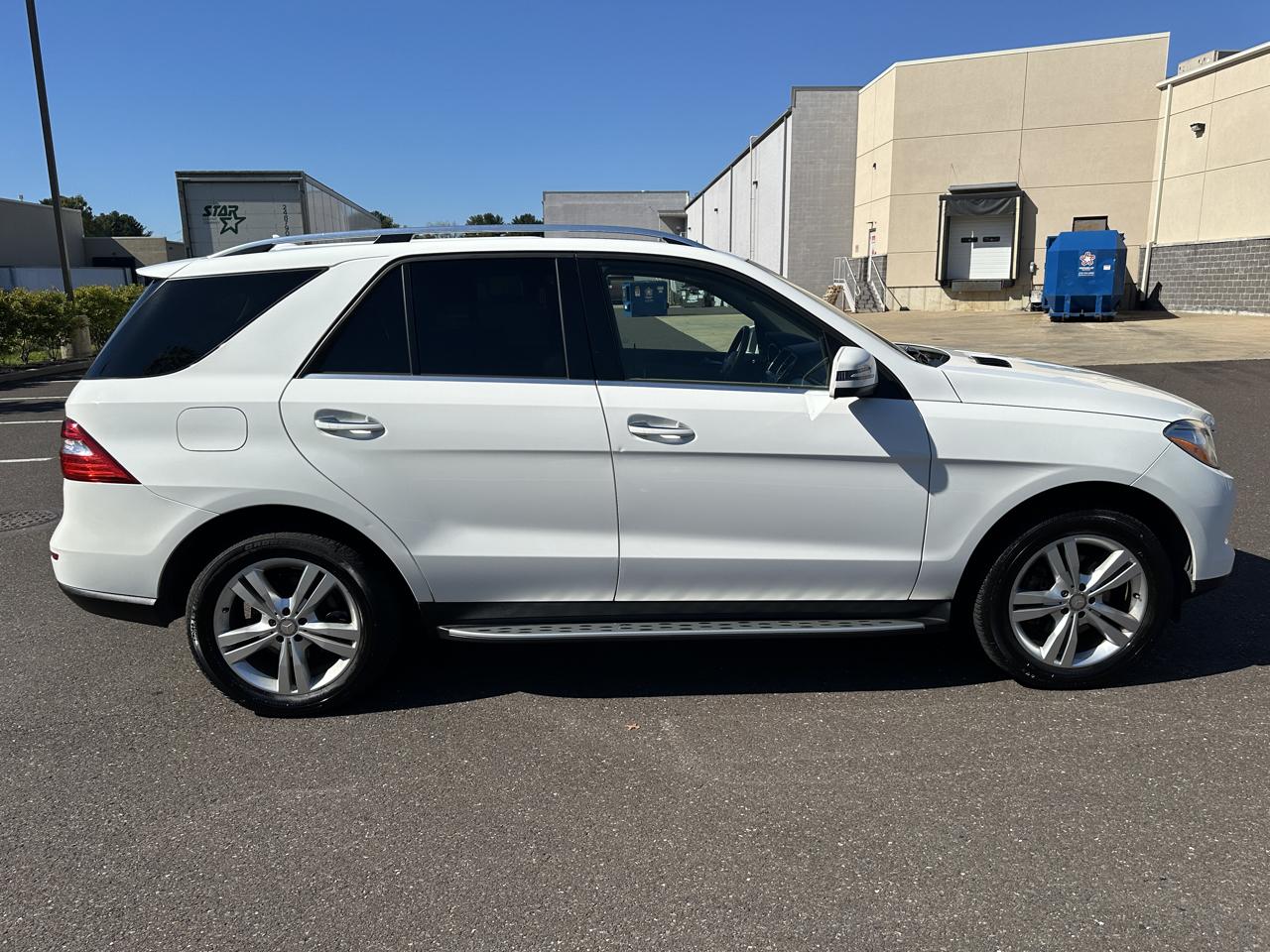 Mercedes-Benz M-Class 4MATIC 4dr ML 350 2015