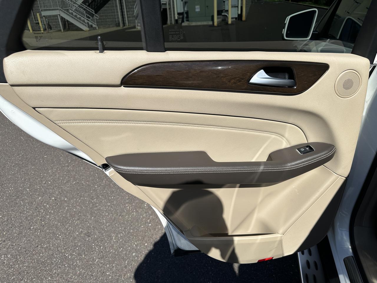 Mercedes-Benz M-Class 4MATIC 4dr ML 350 2015
