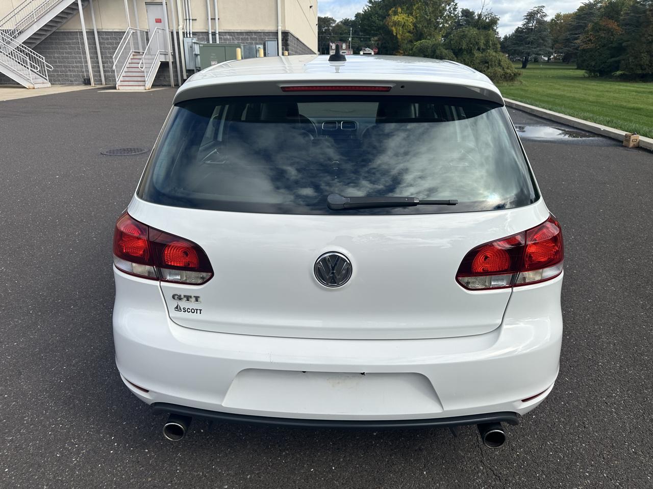 Volkswagen GTI 4dr HB DSG PZEV *Ltd Avail* 2013