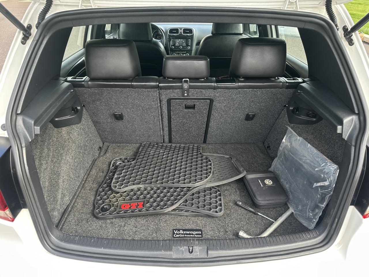Volkswagen GTI 4dr HB DSG PZEV *Ltd Avail* 2013