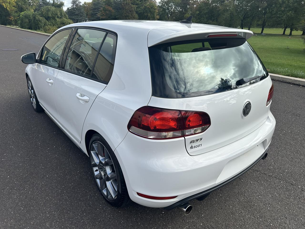 Volkswagen GTI 4dr HB DSG PZEV *Ltd Avail* 2013