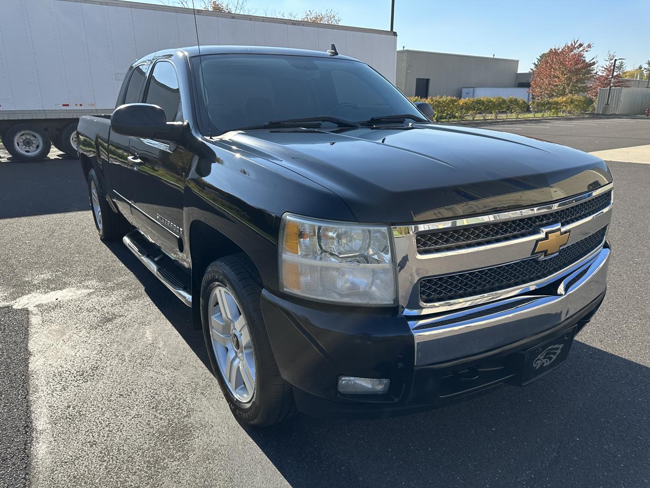 Chevrolet Silverado 1500 2WD Ext Cab 143.5" LT w/1LT 2008