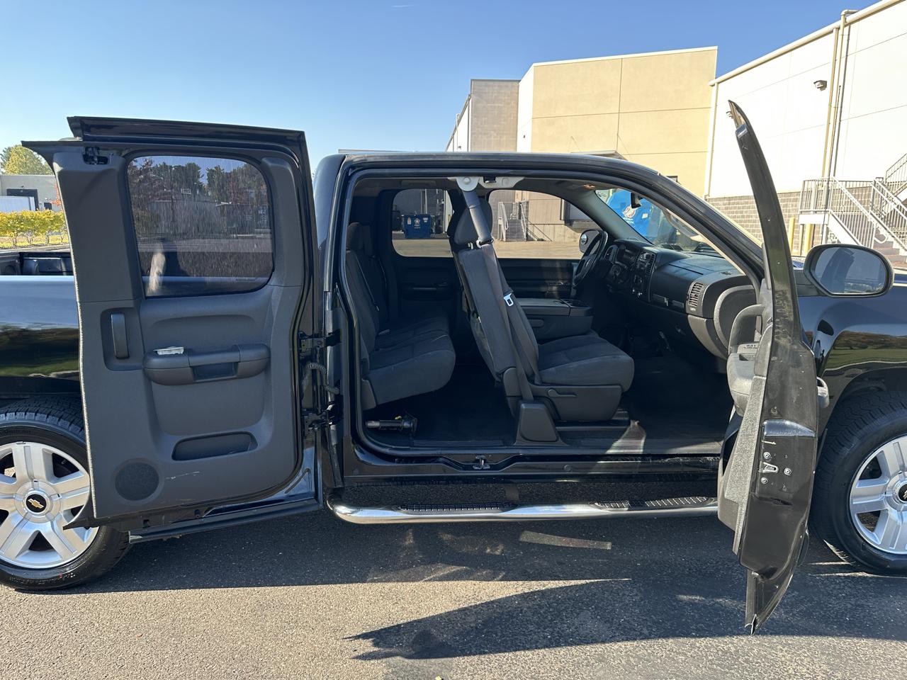 Chevrolet Silverado 1500 2WD Ext Cab 143.5" LT w/1LT 2008