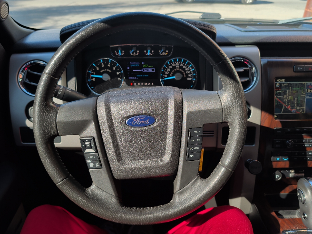 Ford F-150 XL SuperCrew 5.5-ft. Bed 4WD 2012