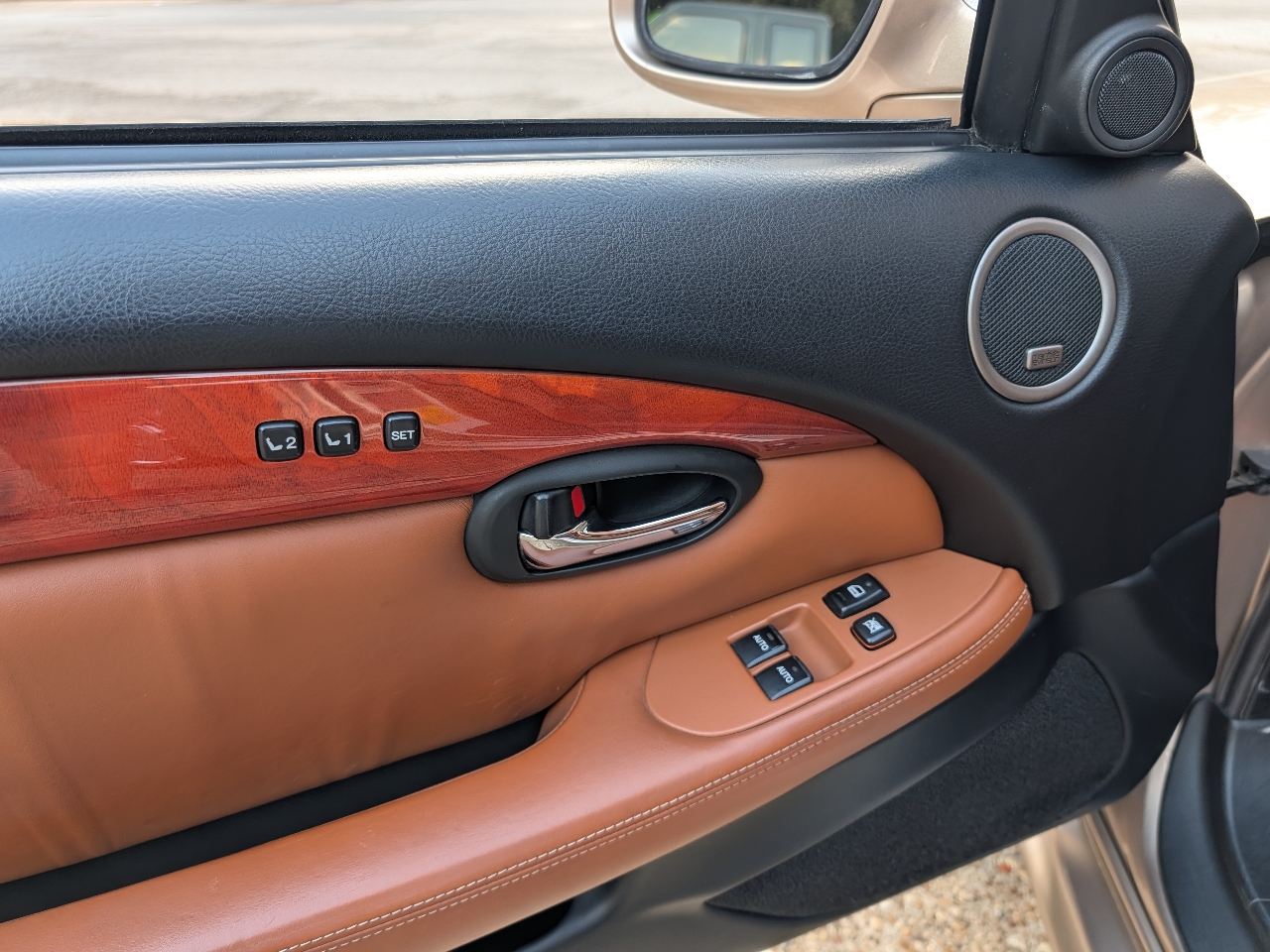 Lexus SC 430 Convertible 2002