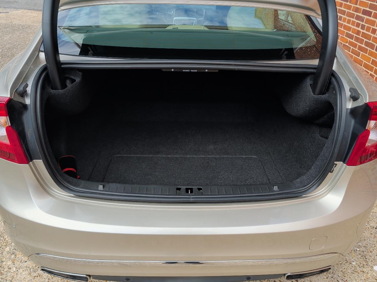 Volvo S60 T5 FWD Inscription 2018