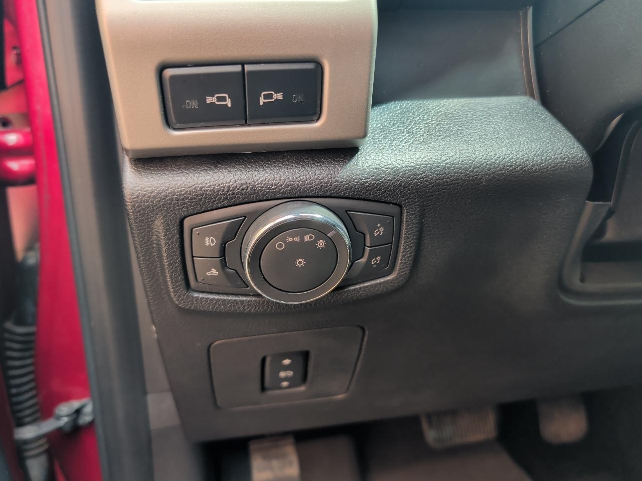 Ford F-150 4WD SuperCrew 145" King Ranch 2015