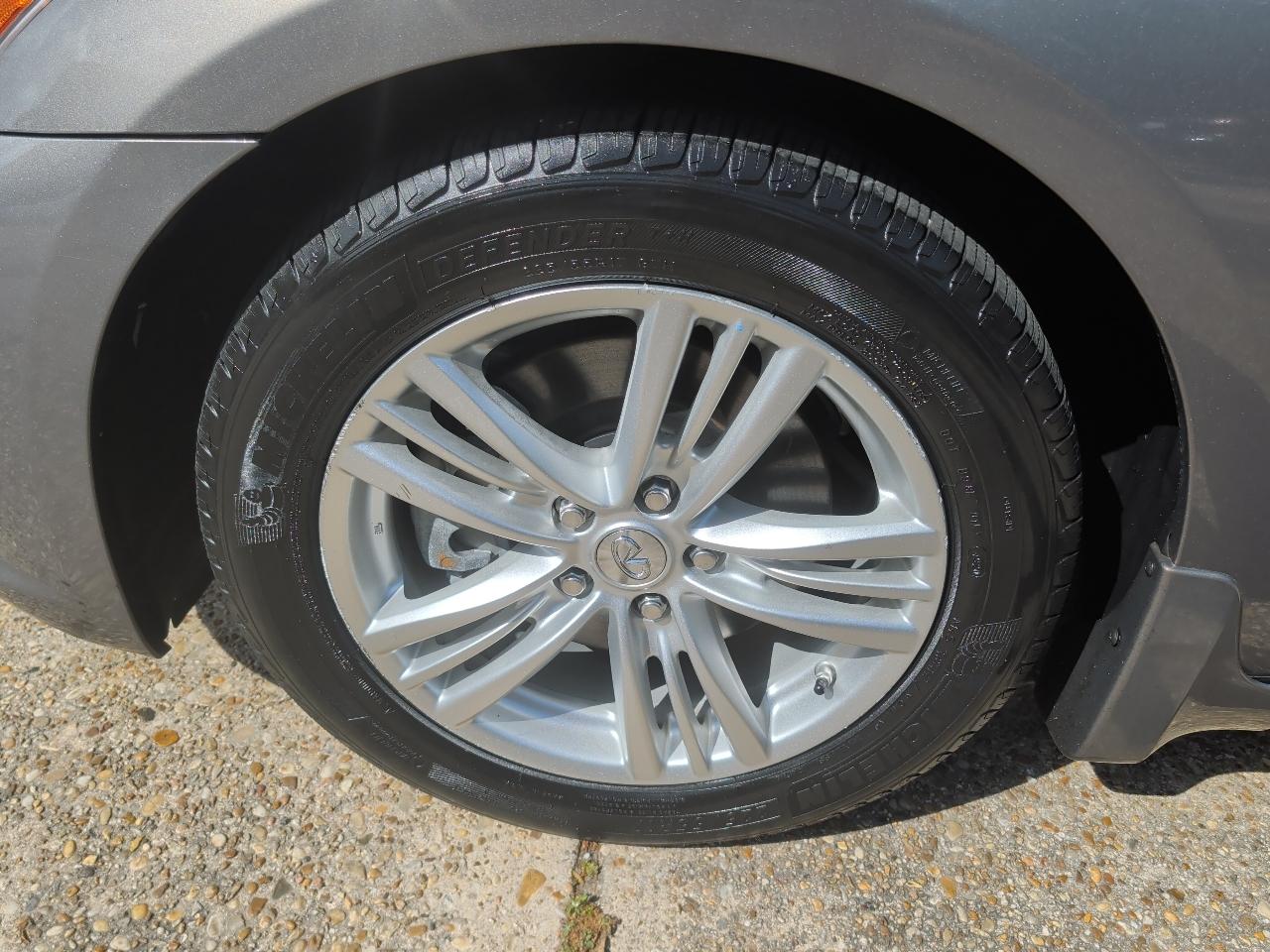 Infiniti G37 Sedan 4dr Journey RWD 2012