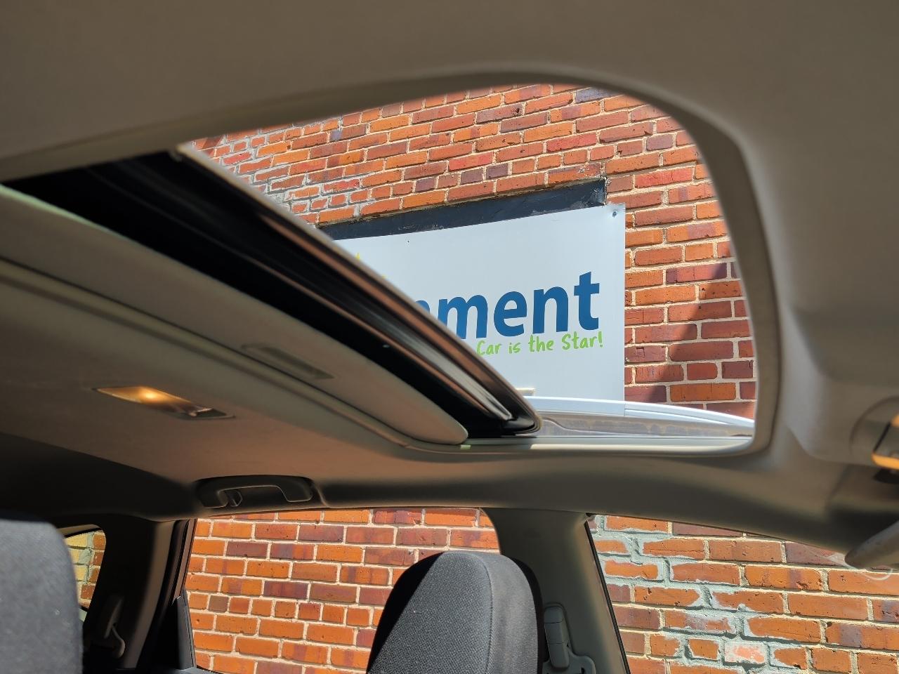 Nissan Rogue FWD 4dr SV 2011