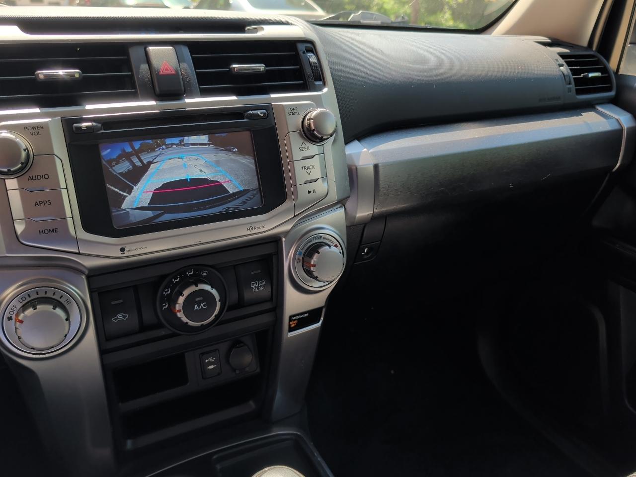 Toyota 4Runner RWD 4dr V6 SR5 (Natl) 2015