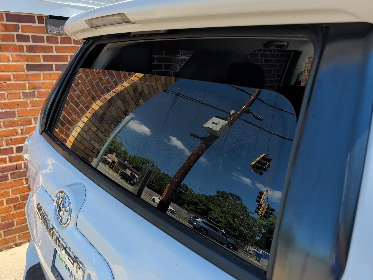 Toyota 4Runner RWD 4dr V6 SR5 (Natl) 2015