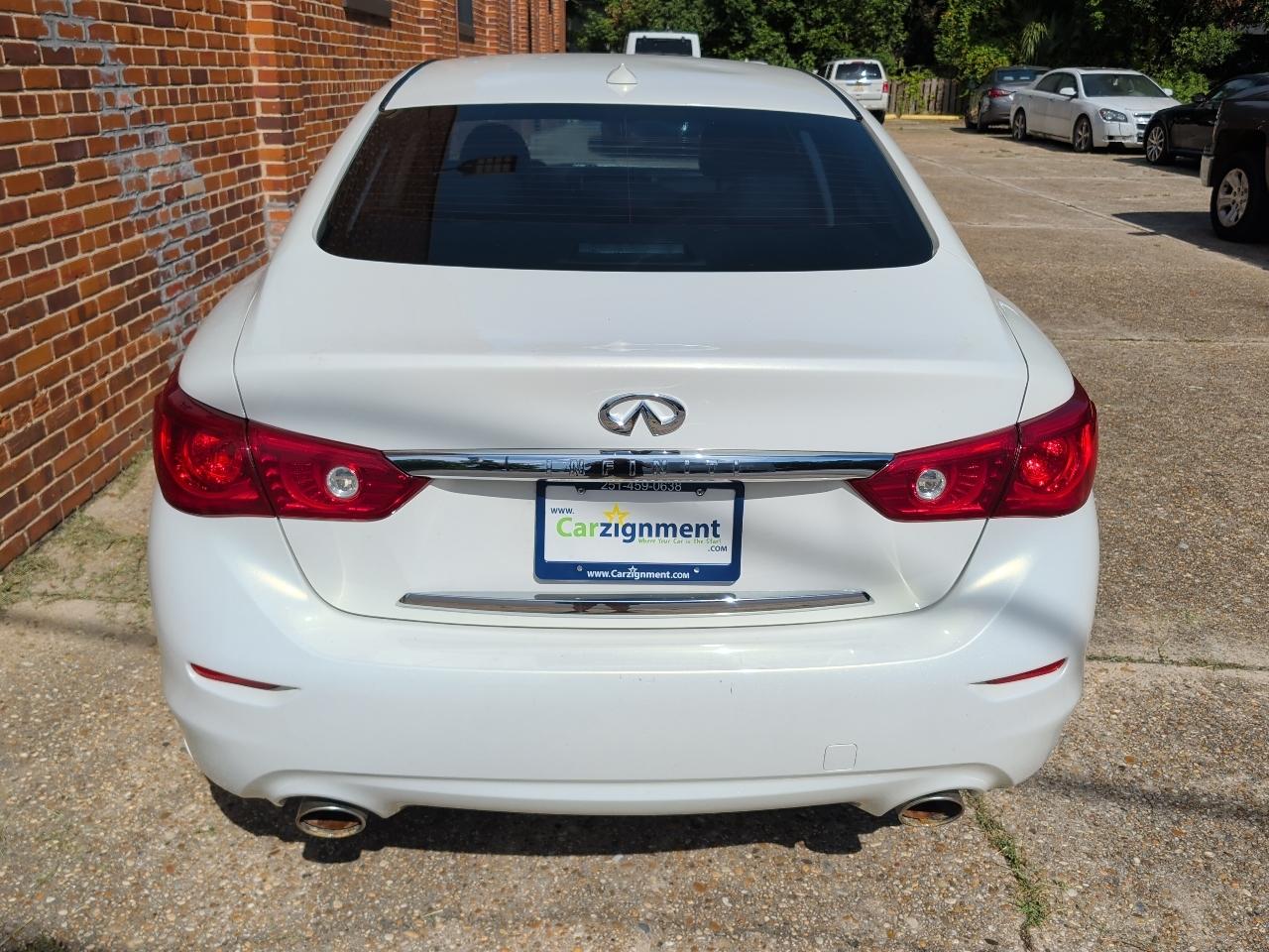 Infiniti Q50 4dr Sdn RWD 2015