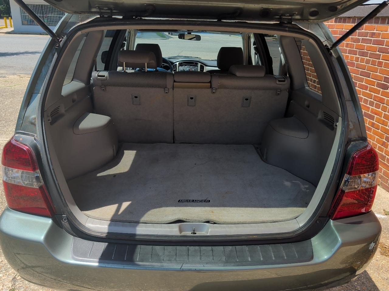 Toyota Highlander 4dr 4-Cyl (Natl) 2006