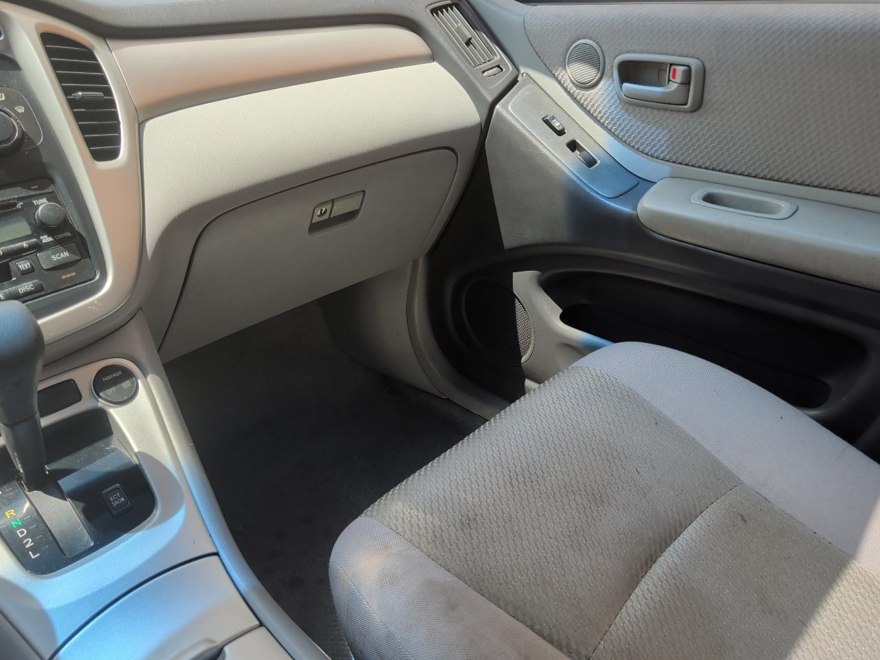 Toyota Highlander 4dr 4-Cyl (Natl) 2006