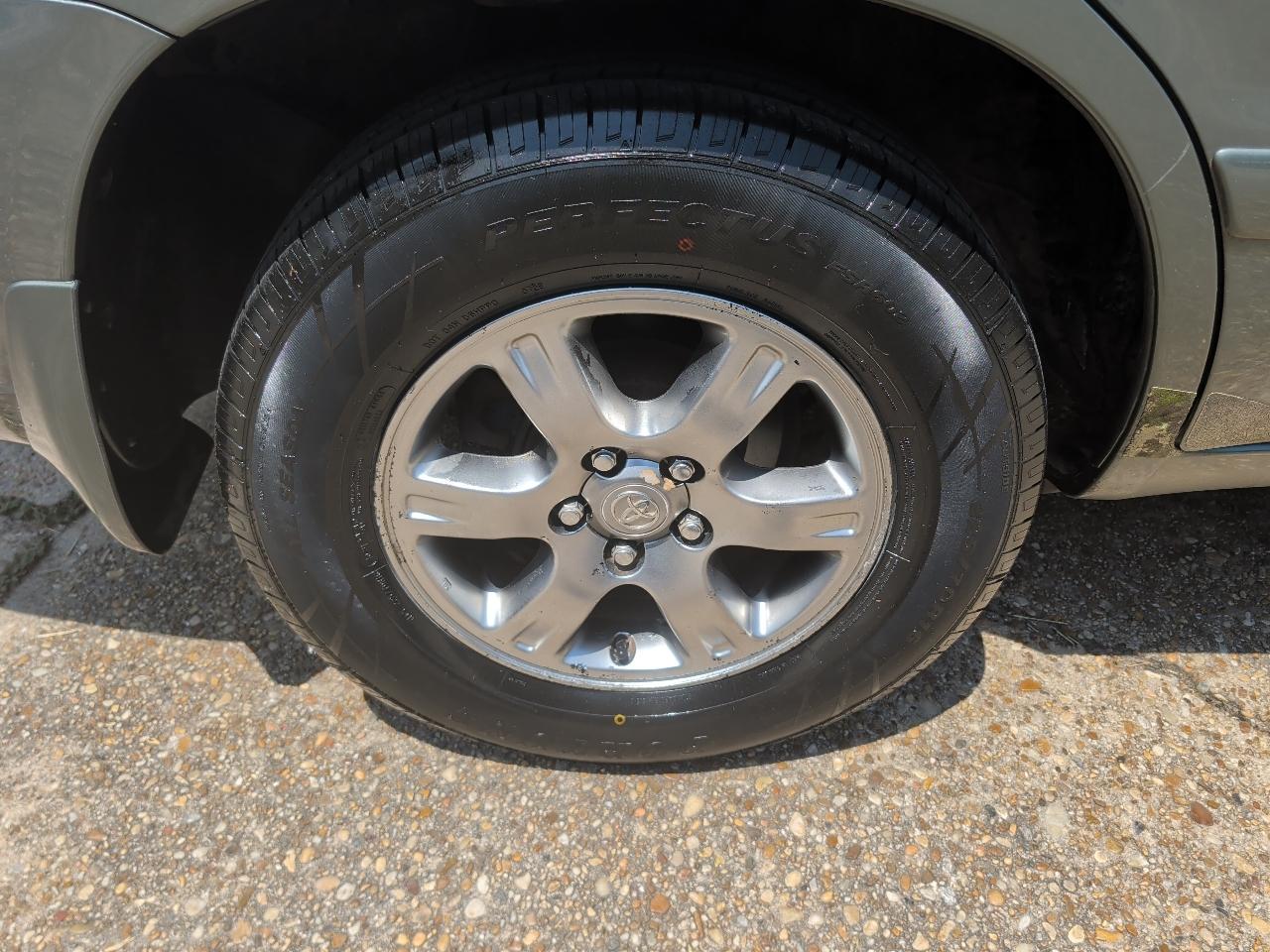 Toyota Highlander 4dr 4-Cyl (Natl) 2006