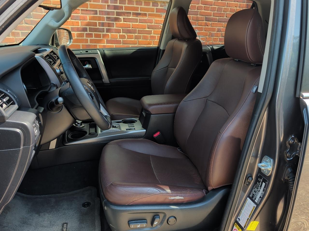 Toyota 4Runner TRD Off Road Premium 4WD (Natl) 2017