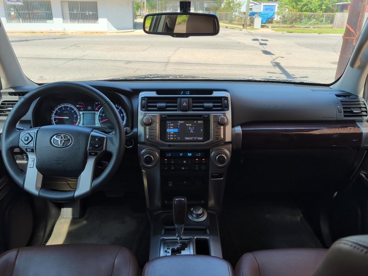 Toyota 4Runner TRD Off Road Premium 4WD (Natl) 2017