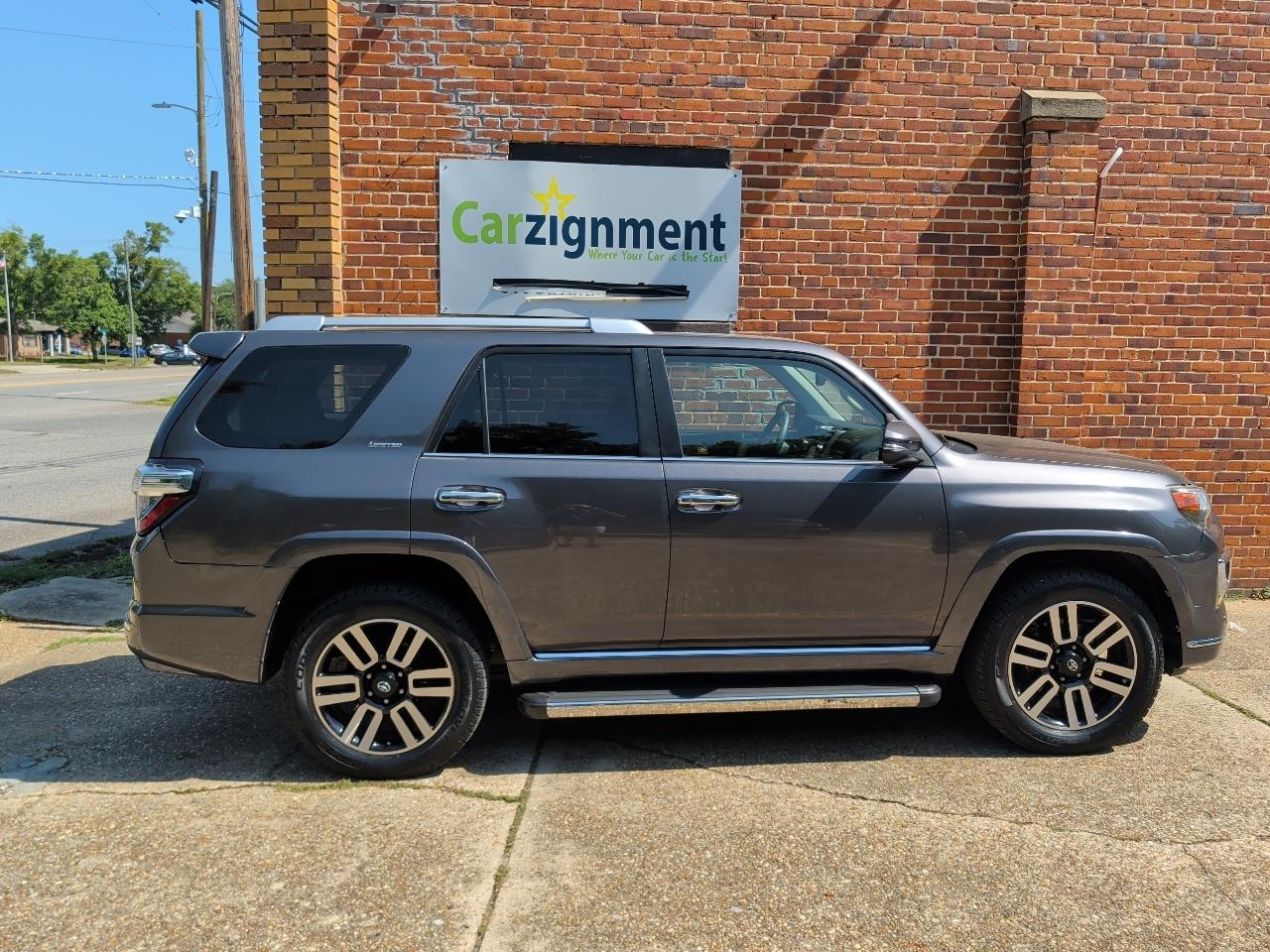 Toyota 4Runner TRD Off Road Premium 4WD (Natl) 2017