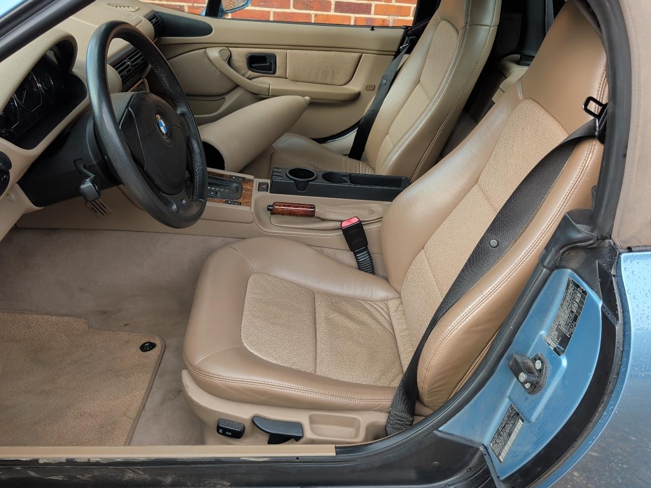 BMW Z3 Z3 2dr Roadster 2.5L 2000
