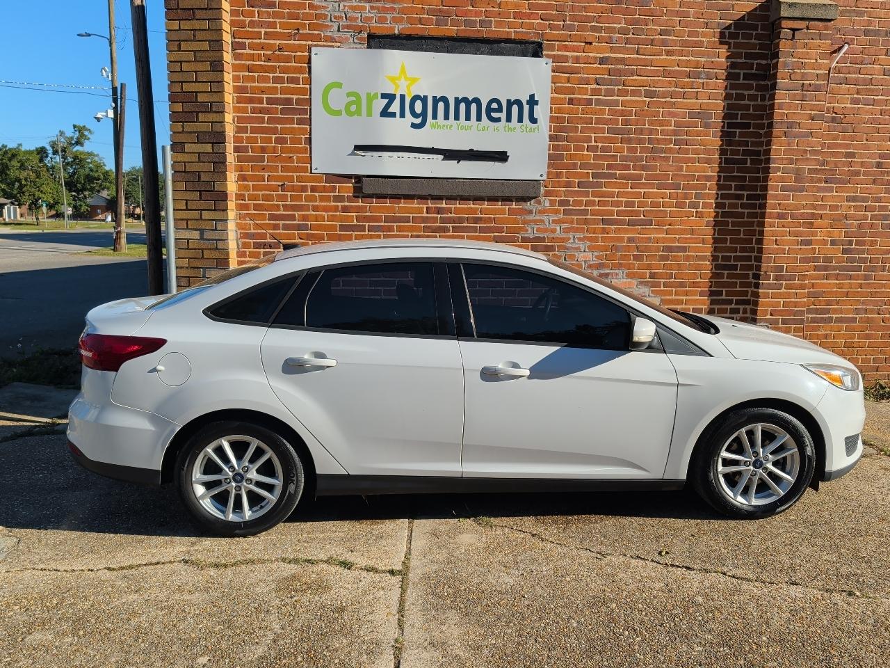 Ford Focus SE Sedan 2017
