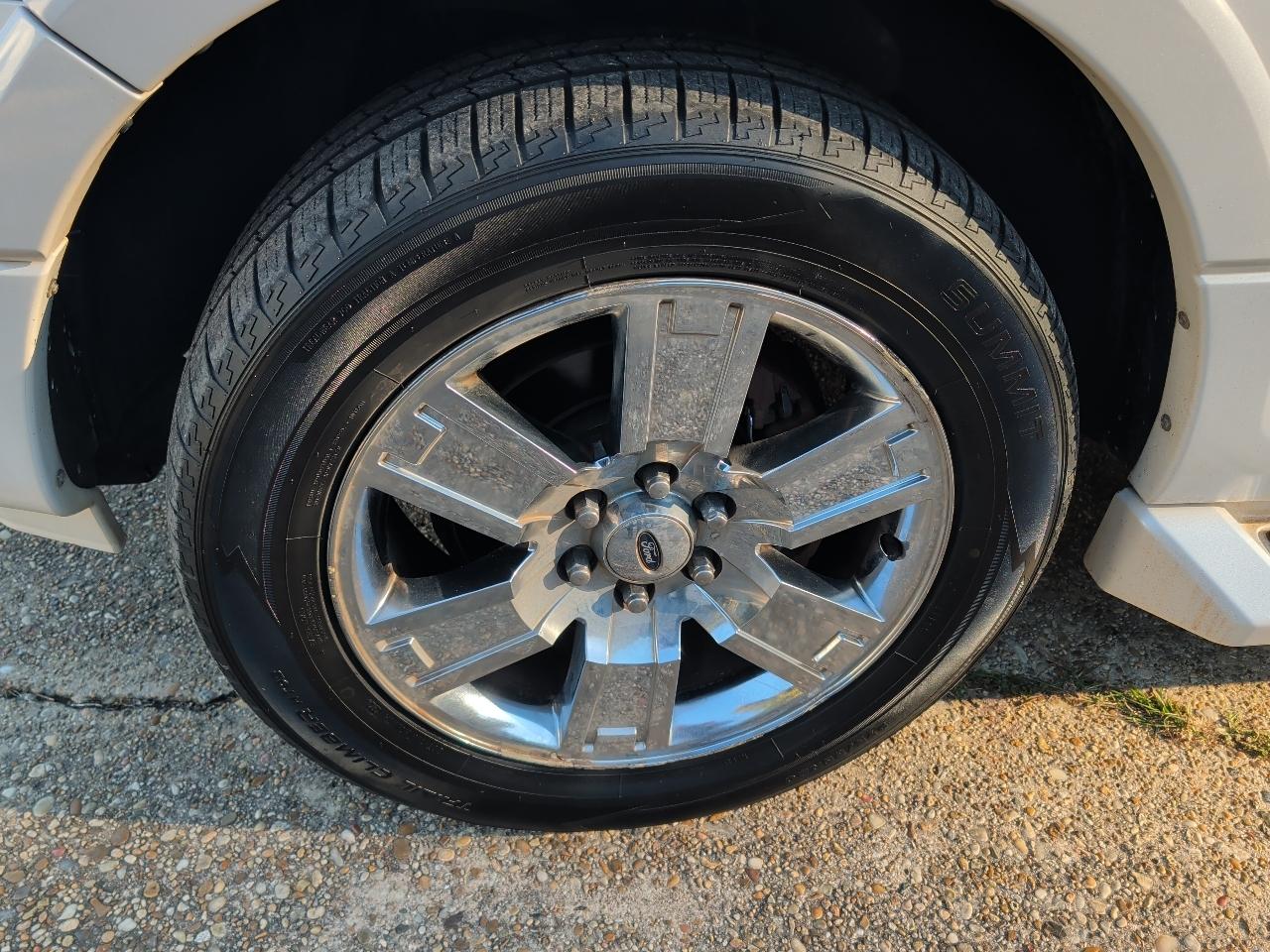 Ford Expedition EL 2WD 4dr Limited 2009
