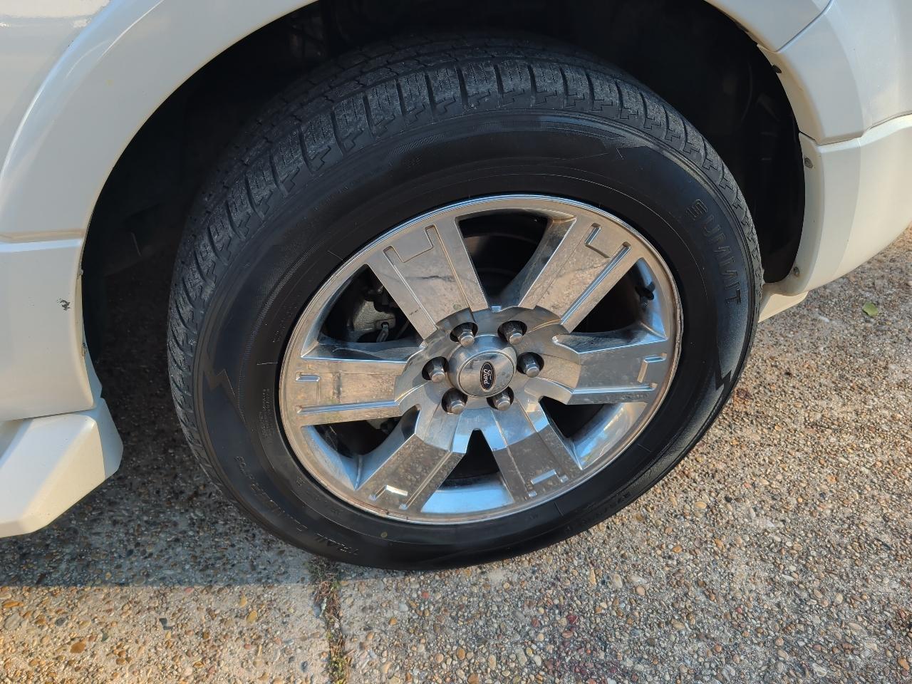 Ford Expedition EL 2WD 4dr Limited 2009